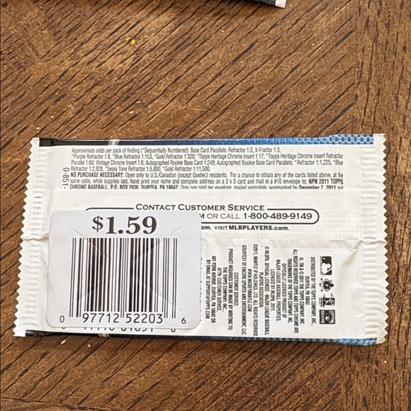 2011 Topps Chrome Baseball SEALED Wax Pack Possible Freddie Freeman Rookie - Picture 2 of 2